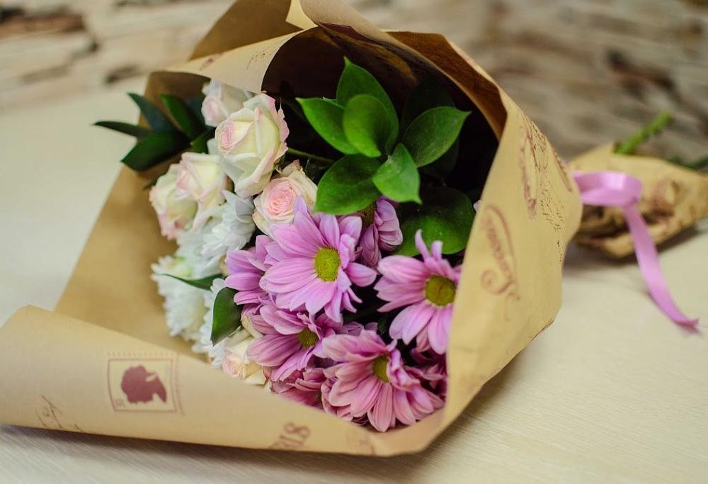 Букет цветов из: Розы и Хризантемы в Боре