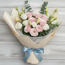 Букет цветов из:  Лизиантусы #REPLACE_PRED# Боре