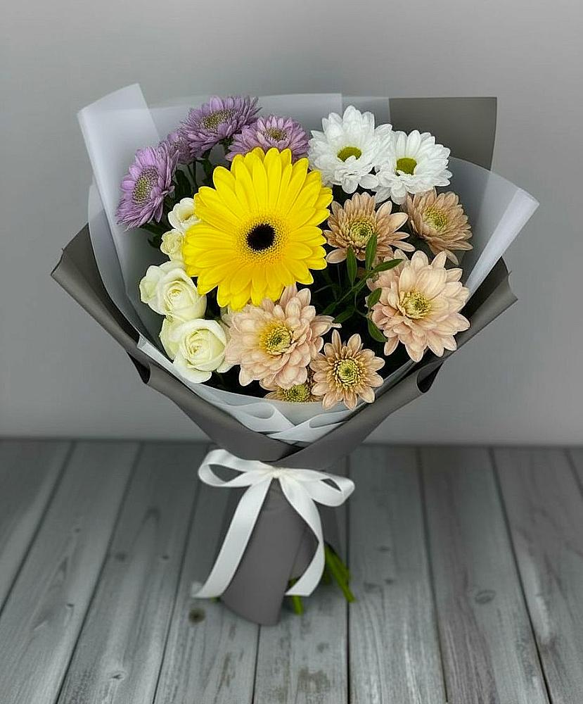 Букет цветов из: Розы, Герберы и Хризантемы в Боре