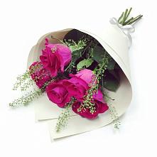 Букет цветов из:  Розы в Боре