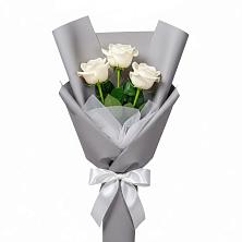 Букет 3 белые розы в Боре