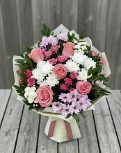Букет цветов из:  Альстромерии, Гвоздики, Розы и Хризантемы в Боре