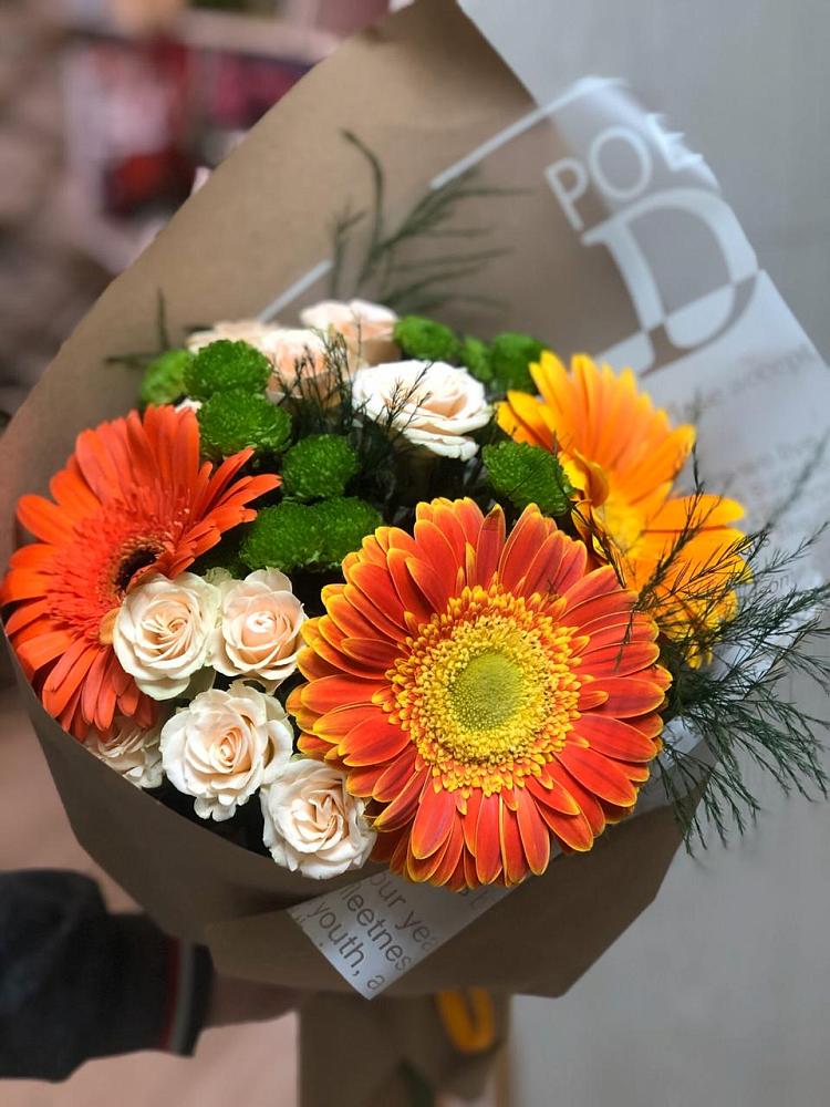 Букет цветов из: Герберы, Хризантемы и Розы в Боре