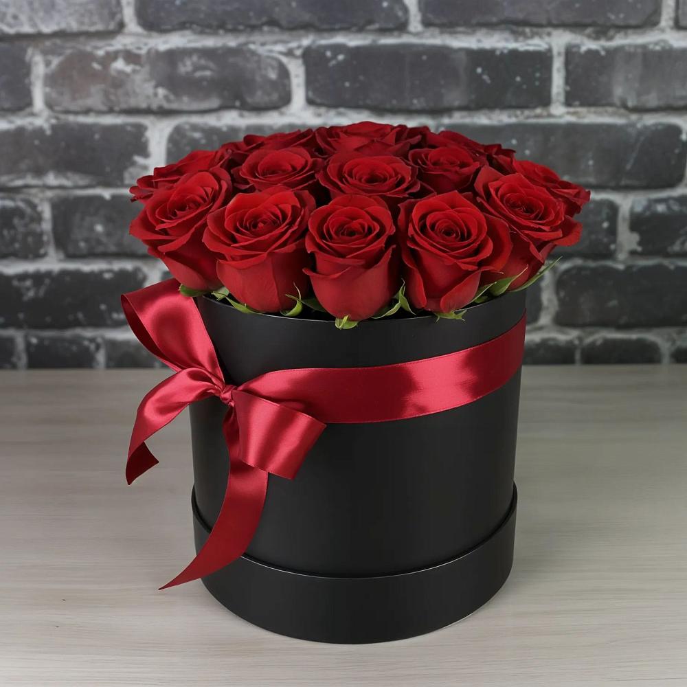 Цветочная композиция из Розы в шляпной коробке в Боре