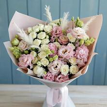 Букет цветов из:  Альстромерии и Розы в Боре