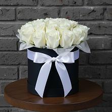 Цветочная композиция из Розы в шляпной коробке в Боре