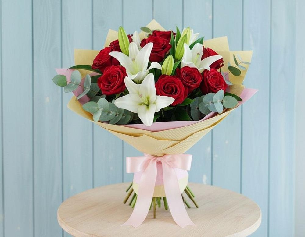 Букет цветов из: Лилии и Розы в Боре